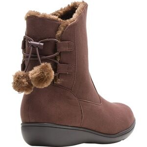 Jazzy Boot by Soft Style - Dark Brown fur lined winter boot